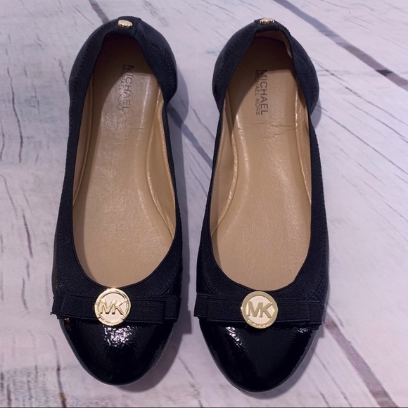 MICHAEL MICHAEL KORS Dixie Cap Toe Ballet Flats - Picture 3 of 8
